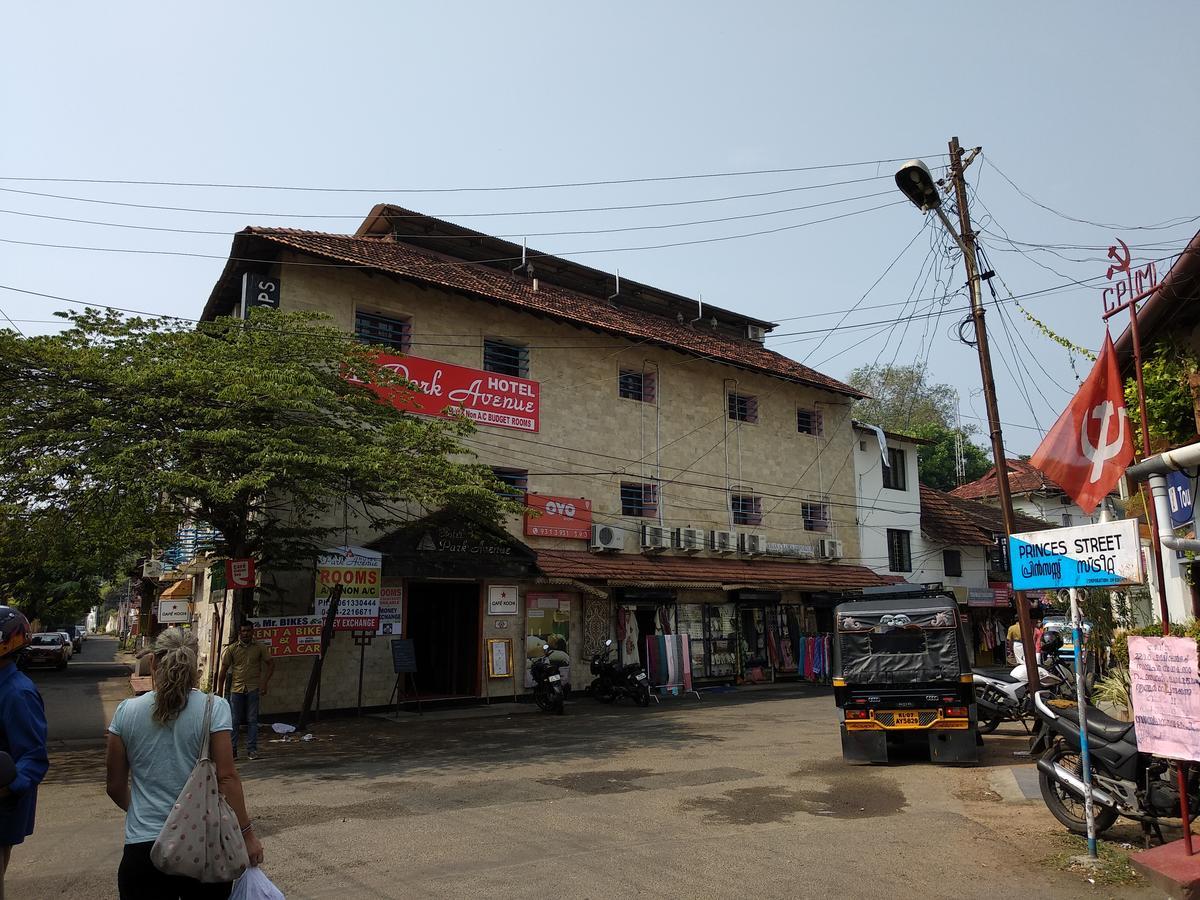 فندق بارك أفينيو Kochi المظهر الخارجي الصورة